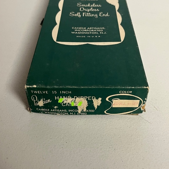 Patrician Green Box 0f 12 Hand Dipped Candles Classic 18" Dripless Smokeless - Picture 9 of 9